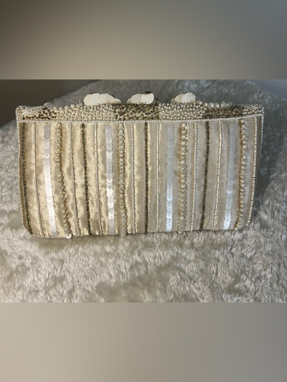 Clements Ribiero Ivory Fully Beaded Purse - Picture 4 of 11